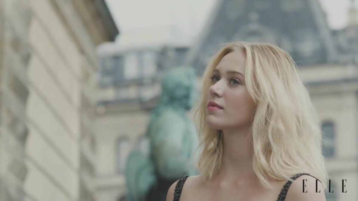 SolstraleSaetre's tweet photo. She looks brilliant! #josefinefridapettersen #josefinepettersen #skam #skamcast #elledenmark #elleDK @josefinpettersn #myscreencaps https://t.co/j8lzARWd4x