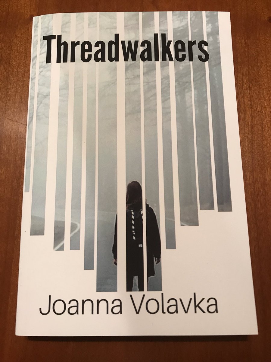 KiryeIRL's tweet photo. *squeeeeeee* just got the best mail! @joannavolavka #Threadwalkers #amreading https://t.co/zz5JcdE2b9