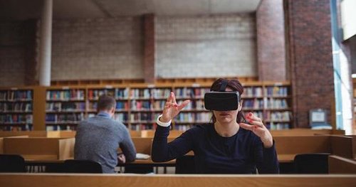LyleLabardee's tweet image. More Than Half Of Colleges Will Use Virtual Reality To Enhance Education By 2021 ow.ly/BWro30g8jfy.