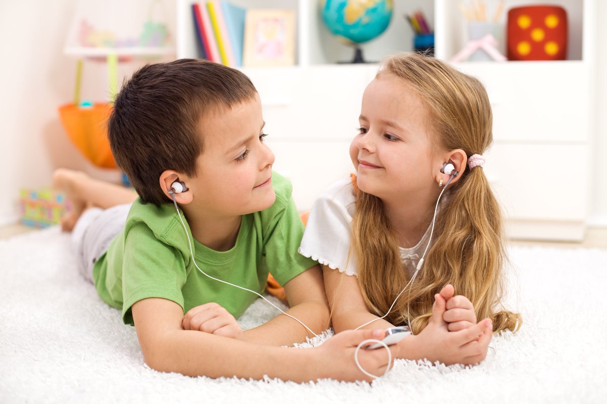 songswith's tweet photo. @songswith my name is the perfect holiday gift your child will love hearing all of their favorite characters singing their name! https://t.co/TBRiMxoDWm