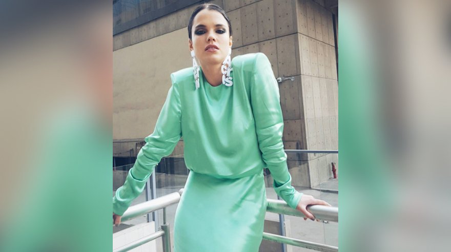 Recuerda que nuestras transmisiones de #LIFWeekPV18 contarán con la conducción de <a href="/aledenegri/">Alessandra Denegri</a> ►goo.gl/TCd8Qn