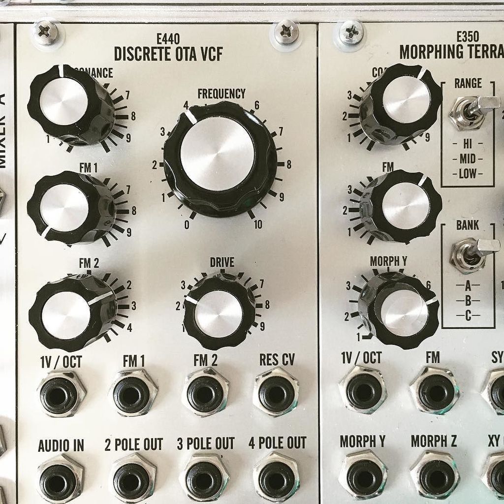 sugawarakazuki's tweet photo. my new gear その2
.
E440 Discrete OTA VCF
#synthesistechnology https://t.co/F8E48EPU0Z https://t.co/9AsJJcdE6I