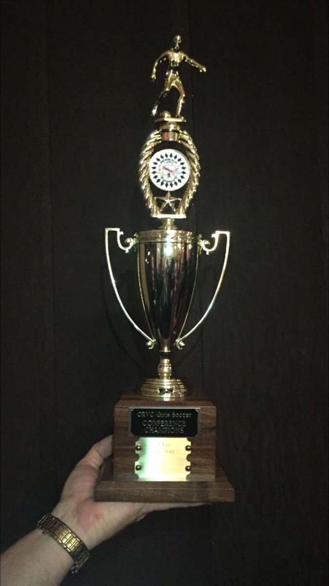 Mallory_Murray3's tweet photo. Still doesn’t seem real. So proud  @MHSGgirlssoccer team, and what we accomplished this year.First time in MHS Girls Soccer History. Furture is bright for this program. @MilanAthletics ⚽️🖤💛#sectionalchamps https://t.co/RLDVQZkCDx