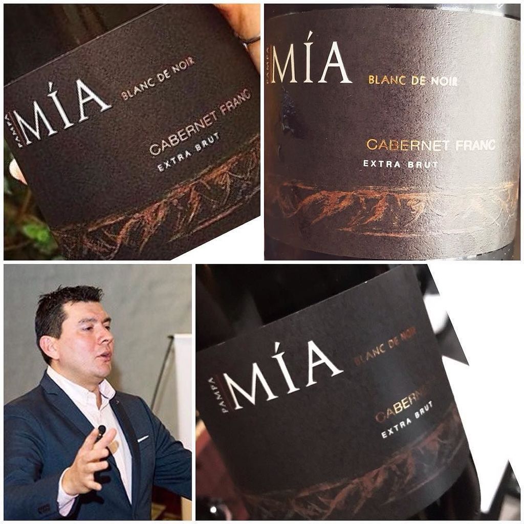 SommelierMza's tweet photo. #365etiquetas #2017 #E254 #Vino #Espumoso #CabernetFranc de #BodegaDelDesierto es mi recomendación. Un desafiante … https://t.co/200m51hZNr https://t.co/AgjNkTw88X
