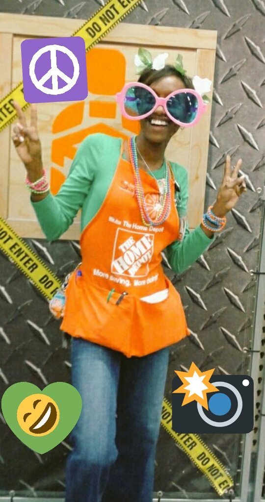shayrellc's tweet photo. Taking it back to before my time!⏳ It's Decade's Day for #CAM2017 at #Team8580 #TotallyDude🆒 #PeaceOut ✌✌ https://t.co/8ZeK9XpNLT