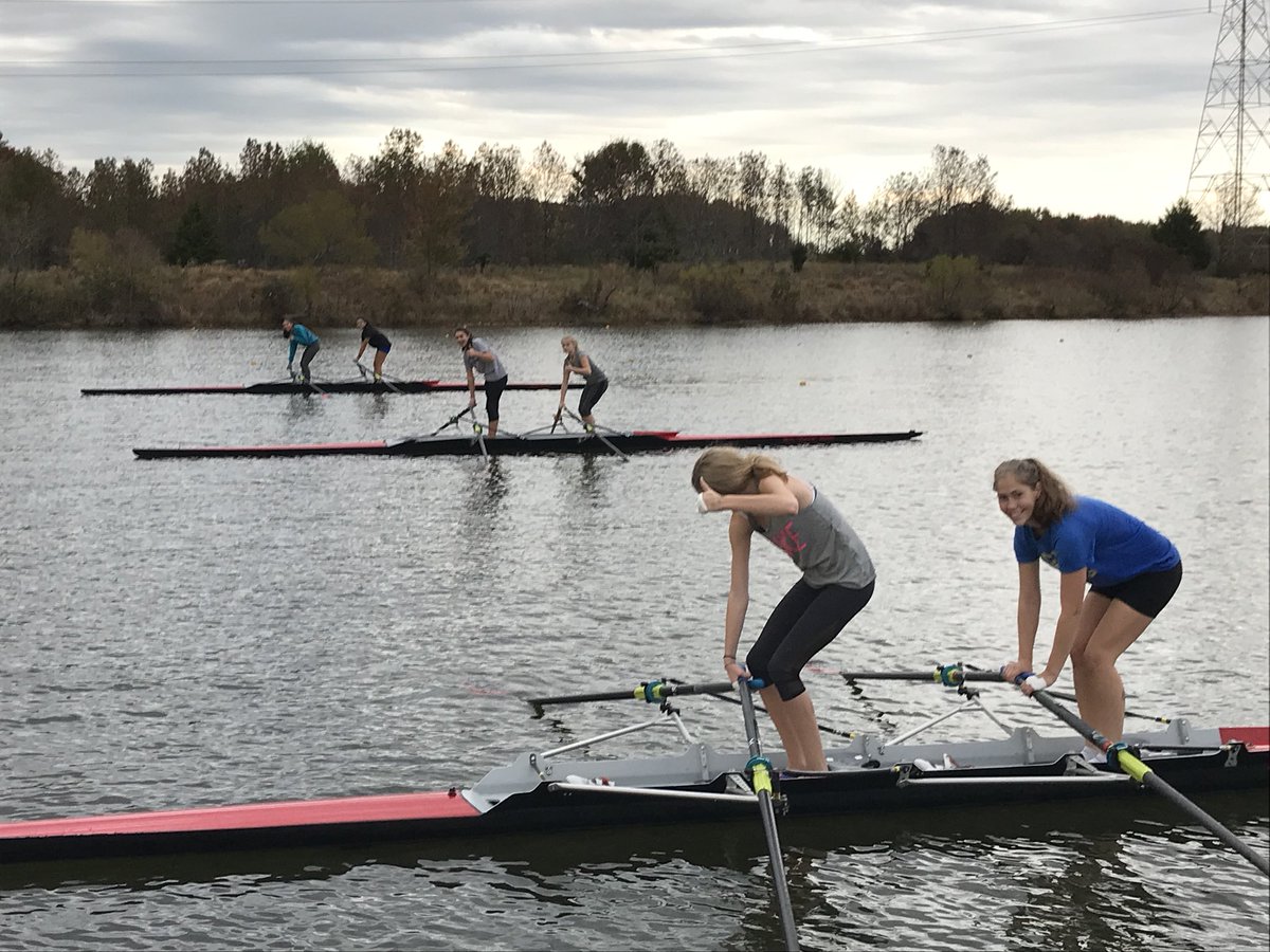 HunRowing's tweet photo. Confidence builds confidence. This team gets better every day! #raideratheart #makeeachotherfaster https://t.co/UbTklDeL4I