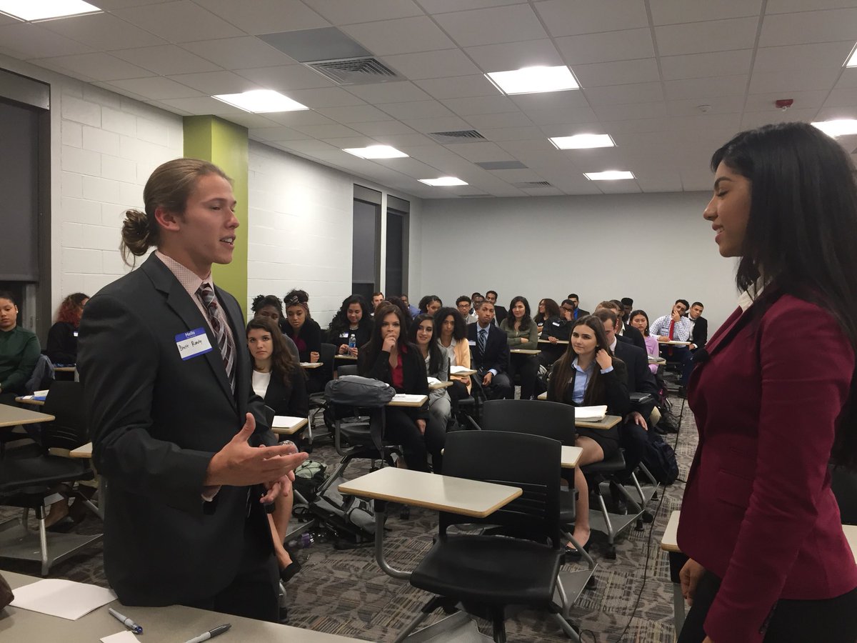 ProfNichols's tweet image. The @penn_state class of 2021 is ready. #networkingworkshop