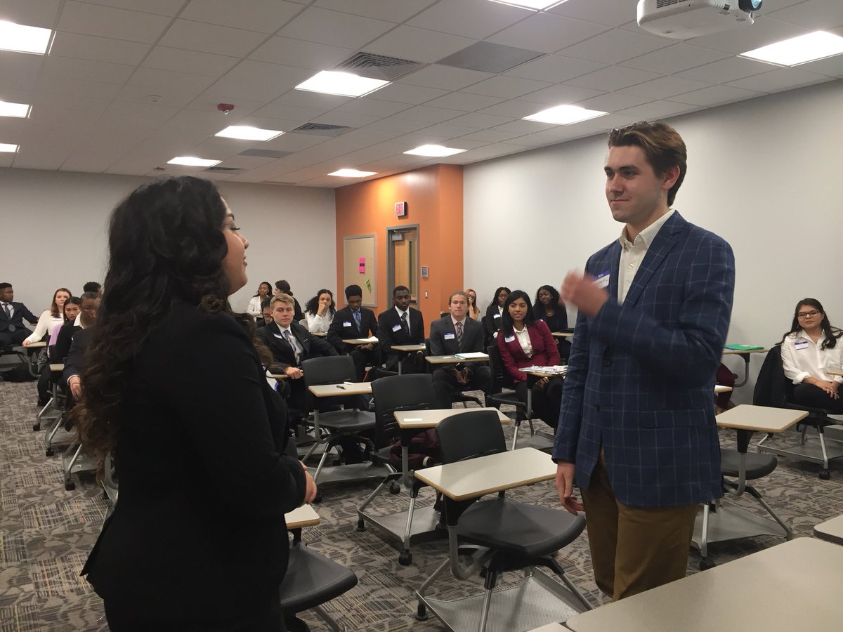 ProfNichols's tweet image. The @penn_state class of 2021 is ready. #networkingworkshop