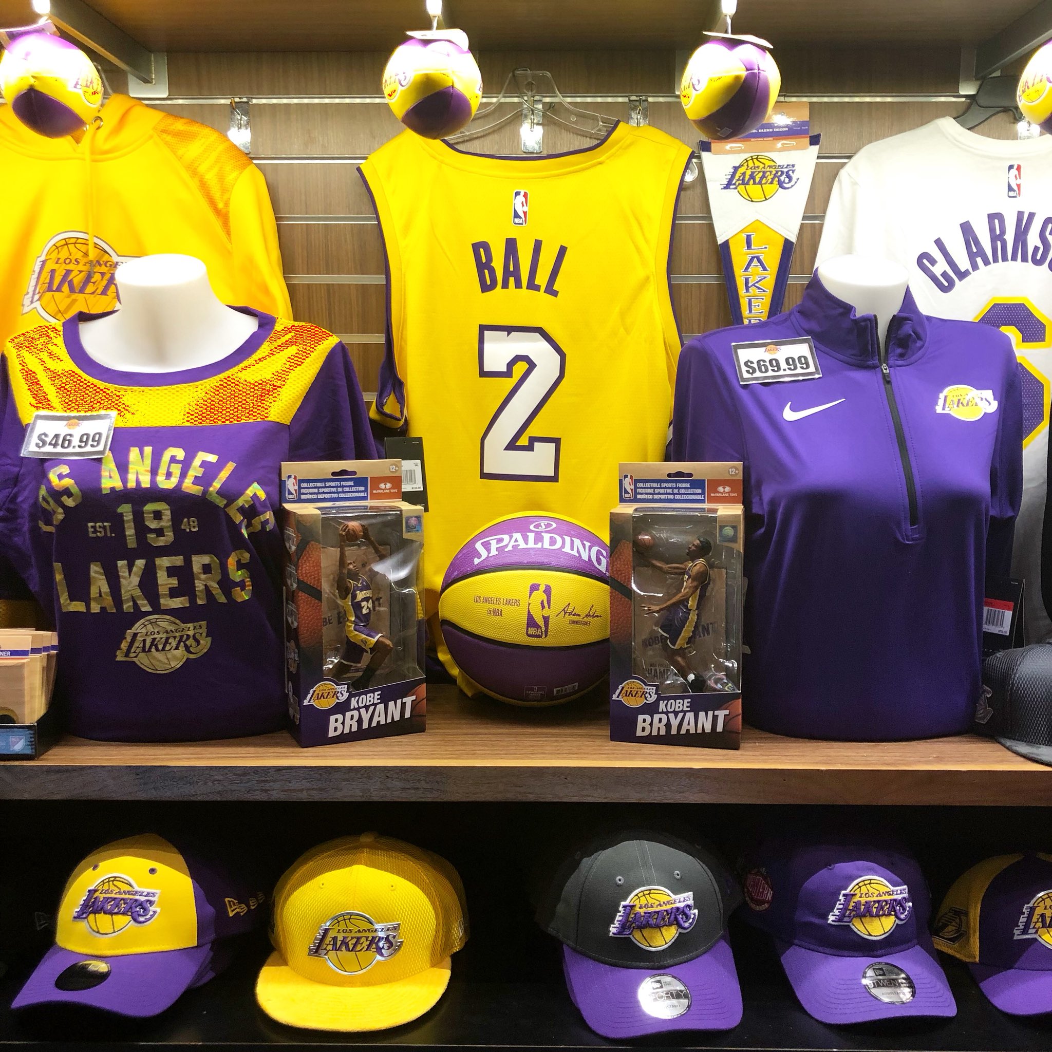 lakers store