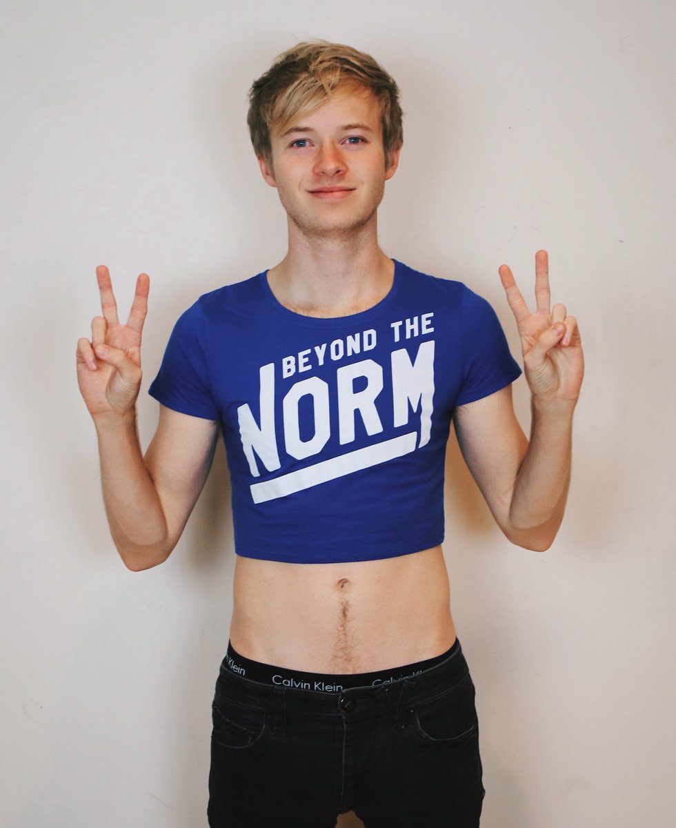 SamGolbach's tweet image. FINALLY MODELED THE NEW CROP TOPS 😂😂 do you have yours? (Psst they are limited) fanjoy.co/collections/sa…