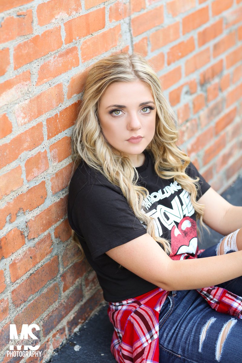 MSMorrisphotos's tweet photo. Mack rockin’ the flannel and The Rolling Stones tee 🤘🏻🕶💥 https://t.co/MG9O7tXsGL