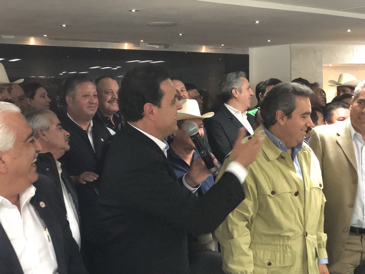 Ismael Hernández tweet media