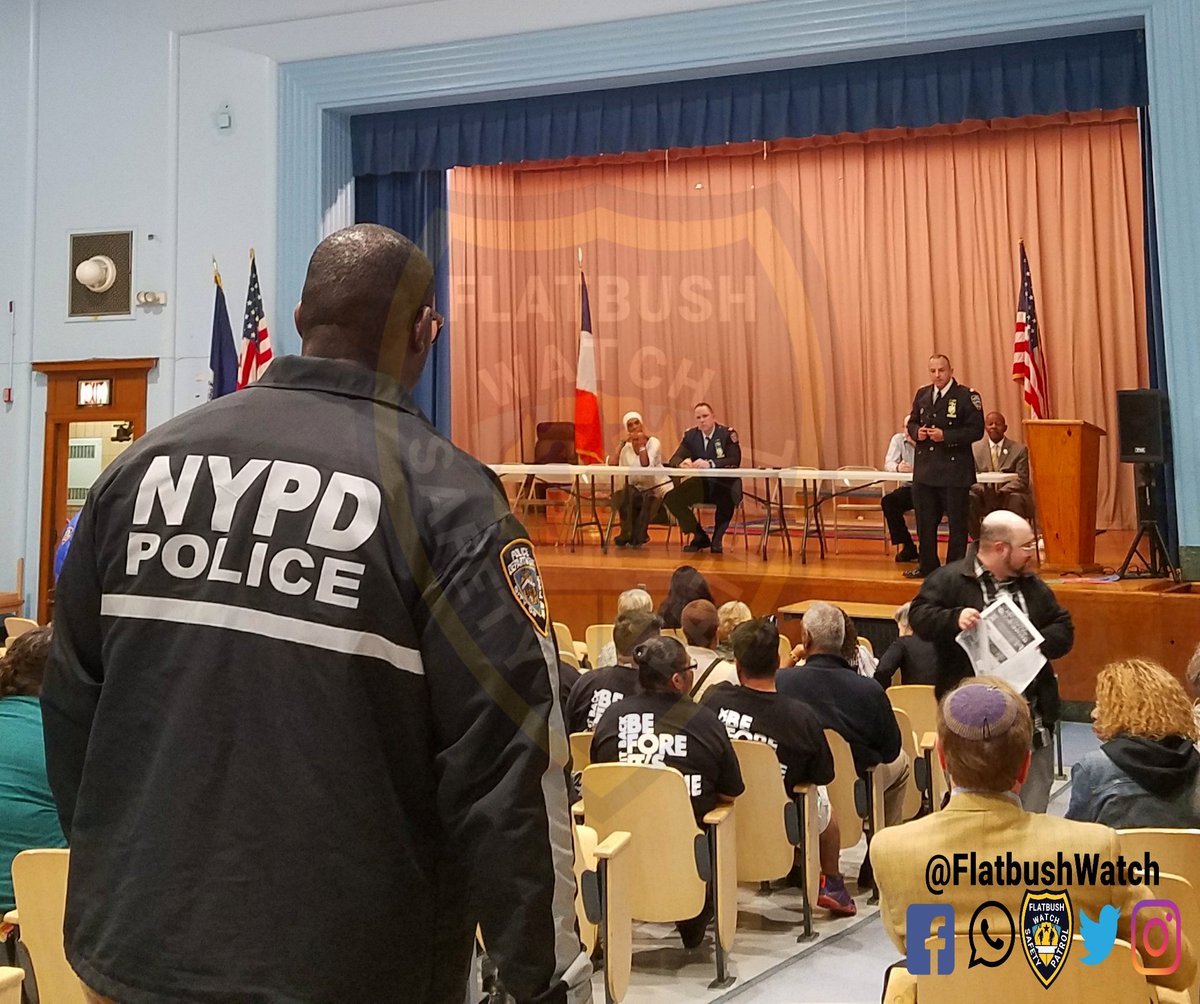 Flatbushwatch's tweet photo. Thank you @NYPDTransit for providing Flatbush with it's newest LT. 
We welcome Lt. Beauvoir to the @NYPD70Pct 🎆🎉 https://t.co/GT3oM89urC