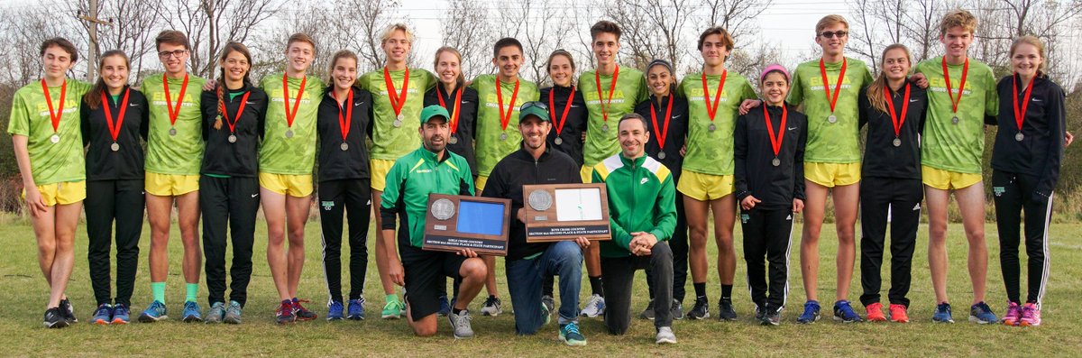 LanceRunsALot's tweet image. The Edina boys and girls cross country teams do it again.....on to state!  @EdinaXC @EdinaXCGirls @edinahornets #prettycool