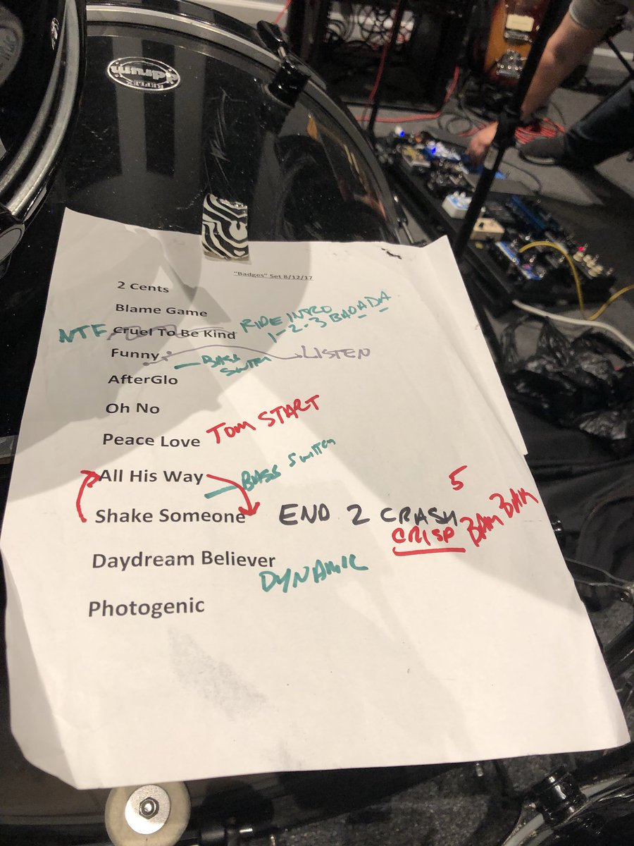 The set for Saturday Nov 4 <a href="/silvieslounge/">Silvie's Lounge</a> @FKS_Chicago <a href="/toomuchsaturn1/">Too Much Saturn</a>