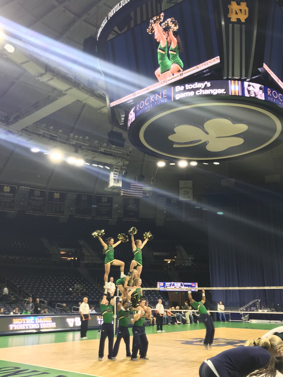 NDCheerTeam's tweet photo. Volleyball Wednesday! #ndcheer #goirish โ๏ธ https://t.co/C2xFBKH3uW