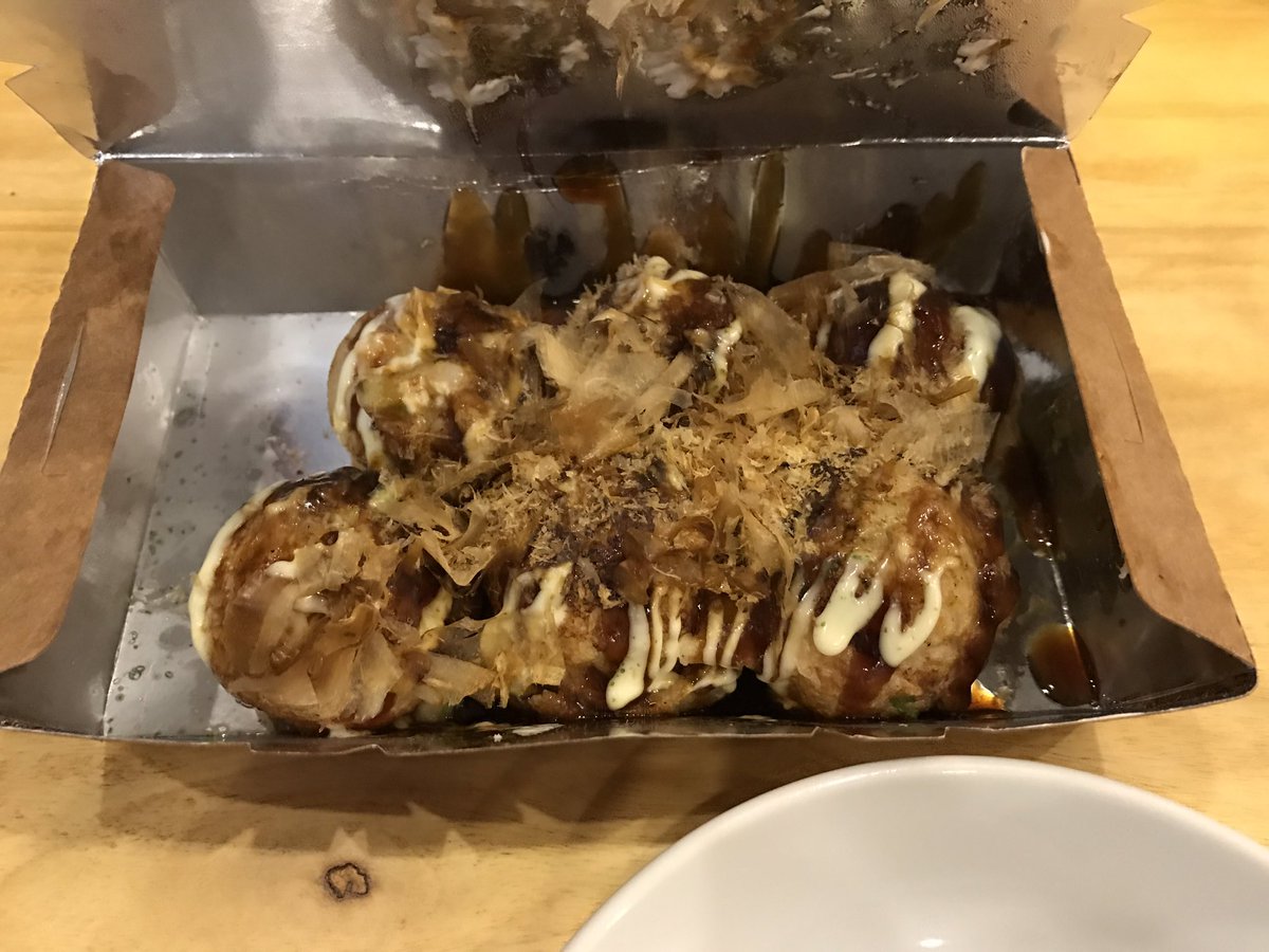CDOmnivore's tweet photo. It finally arrived, my takoyaki set for only 9 pesos. Welcome to CDO, Osaka Takoyaki! https://t.co/X1bs0Wiakb