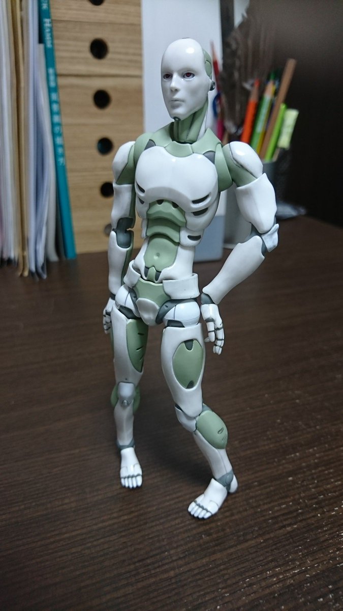 O Xrhsths 寮 つかさ Sto Twitter 資料用に買ったフィギュアが思ったよりぐにぐに動いて良い そして気持ち悪い