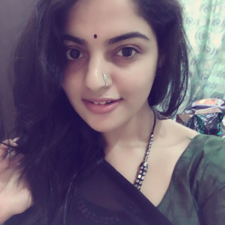 Nikhila Vimal gets a Biggie