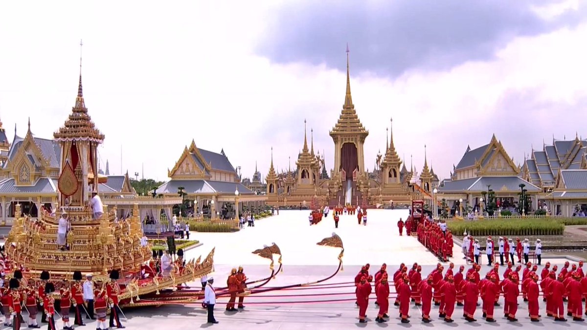 funérailles roi bhumibol thailande