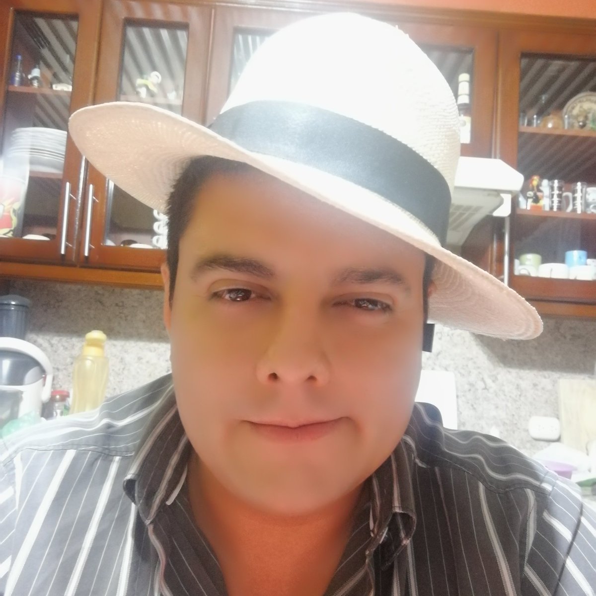 Chacopaiz7's tweet photo. #NuevaFotoDePerfil https://t.co/ApMUPohbye