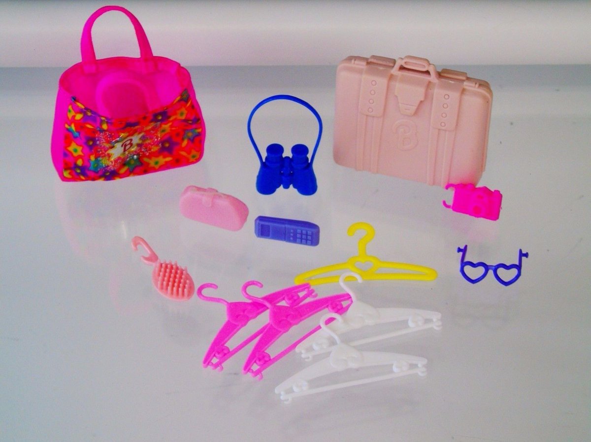 #Barbie Travelling #Mattel #Vintagetoys  #backtochildhood #eBayROCteam ebay.com/itm/1728681676…
