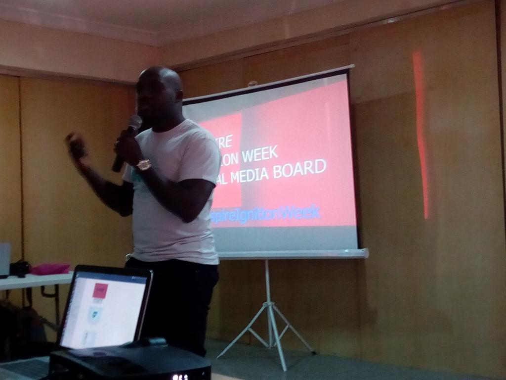 enspireATV's tweet photo. @Dekruxrecycle @WAAW_Foundation Henry Oko, co-founder of @efikofreelance takes the stage to tell what his company is all about and share success stories #EnspireIgnition https://t.co/2rhWeKEzTM