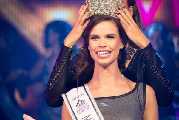 Morgen om 12.00 uur trapt onze kersverse Miss Nederland 2017, <a href="/NickyOphey/">Nicky opheij</a>, <a href="/dag_vd_isolatie/">Dag van de Isolatie</a> af! Ben jij erbij? bit.ly/2li9HO5