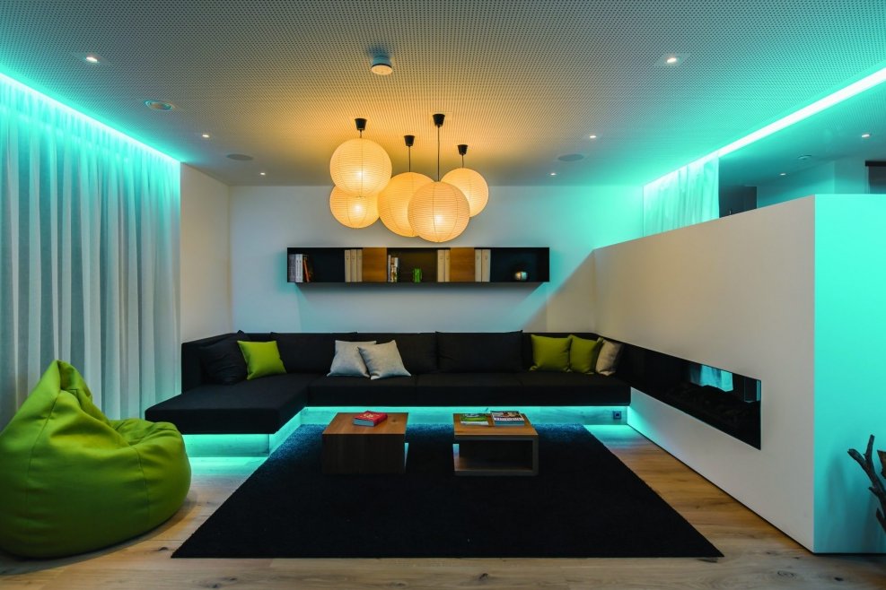 Housebuilderdev's tweet image. .@LoxoneUK explain why #housebuilders should be giving #smarthome #technology more consideration as demand increases ow.ly/9avj30g8DsK