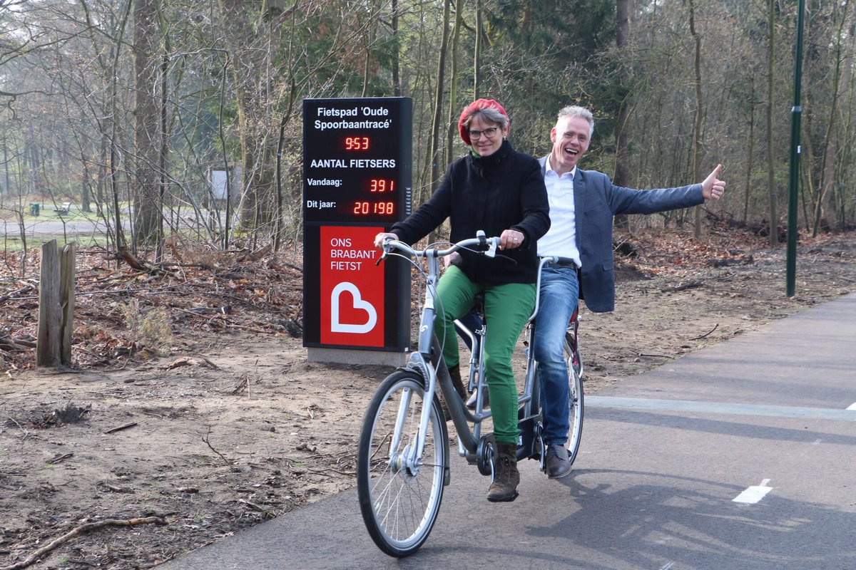Toekomst mobiliteit <a href="/Brabant/">Provincie Noord-Brabant</a>: met snelfietsroutes en stimuleren fietsgebruik via marketing en werkgeversaanpak  
x.com/Brabant/status…