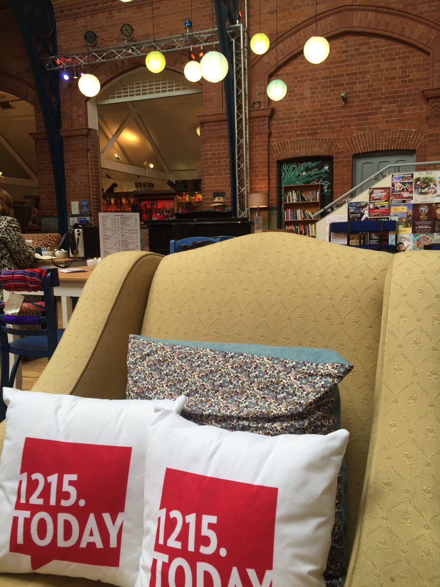 Promoting <a href="/1215today/">1215 Today</a> whilst listening to a live pianist @lincdrillhall.. Not complaining 😍🎶