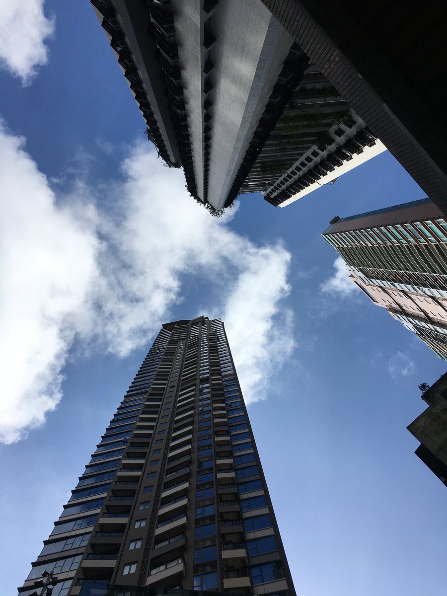 Living in Hong Kong can be uncomfortable, cramped and very expensive
A #comfortable #work space is essential for our #health and well-being.