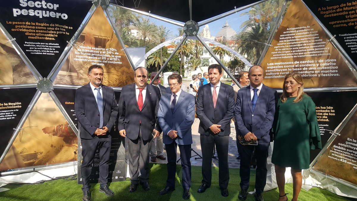 Traemos al puerto de #Cartagena la conmemoración del 50 aniversario de <a href="/SEPORLorca/">SEPOR</a> punto estratégico para el sector de la <a href="/regiondemurcia/">Gobierno de la Región de Murcia</a>