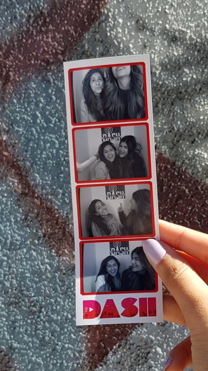 ananya_birla's tweet photo. When you have REAL best friends who can tell you right from wrong - that’s a big battle won. https://t.co/9QBbtwZ9Uo