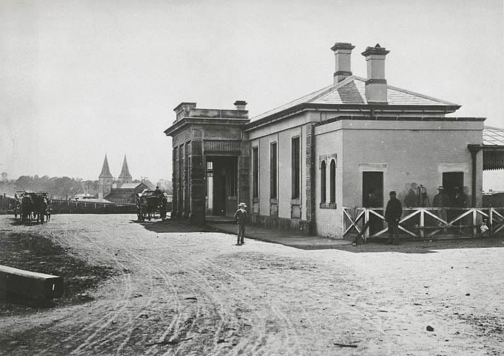 washingtonbrown's tweet photo. Anyone recognise Parramatta here? Nope? Didn't think so! 1883 is so very different. https://t.co/YKGISV2cNJ #lostSydney #tbt #parramatta https://t.co/M8tVeMJ7rw