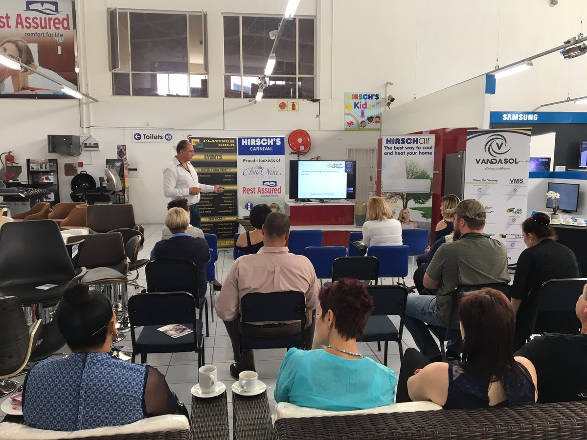 VandasolGroup's tweet photo. @VandasolGroup CEO Steve Schwartz addresses the audience at @HirschHomestore Carnival #HirschsHomestores #Networking #makingadifference https://t.co/egkOKABP2l