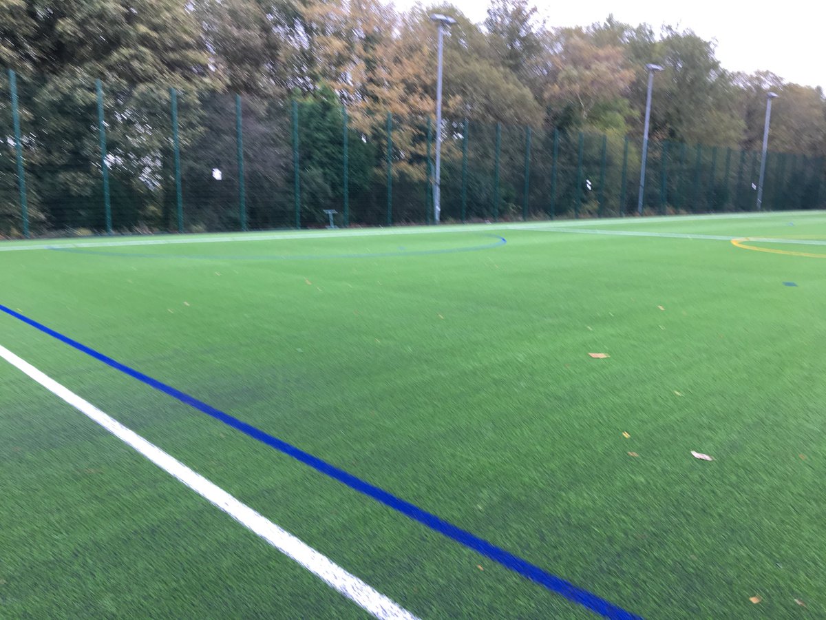 TeamTigerTurf's tweet photo. TigerTurf Premier Pro 40 installed by @SmithSportsCivi in Sheffield @HSBC_Sport #latesttechnologhy in 3G surfacing - MW https://t.co/1NNpq1WaxQ