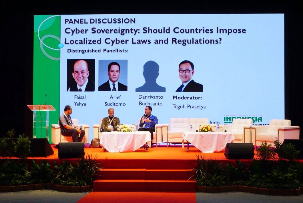 Di event <a href="/CommunicIndo/">Communic Indonesia</a> kamu bisa belajar perkembangan dunia digital dari para pakarnya langsung lho Sobat! #TelkomdiCommunicIndonesia