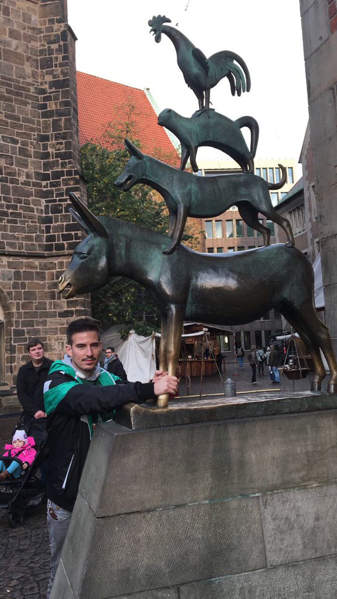 Ostfr_Alemaos's tweet photo. Und da soll mir mal noch einer mit Aberglauben ankommen ... 🍀 #stadtmusikanten #heimsieg #werder #svwtsg #DFBpokal #glueck https://t.co/CKuBzRJGOK