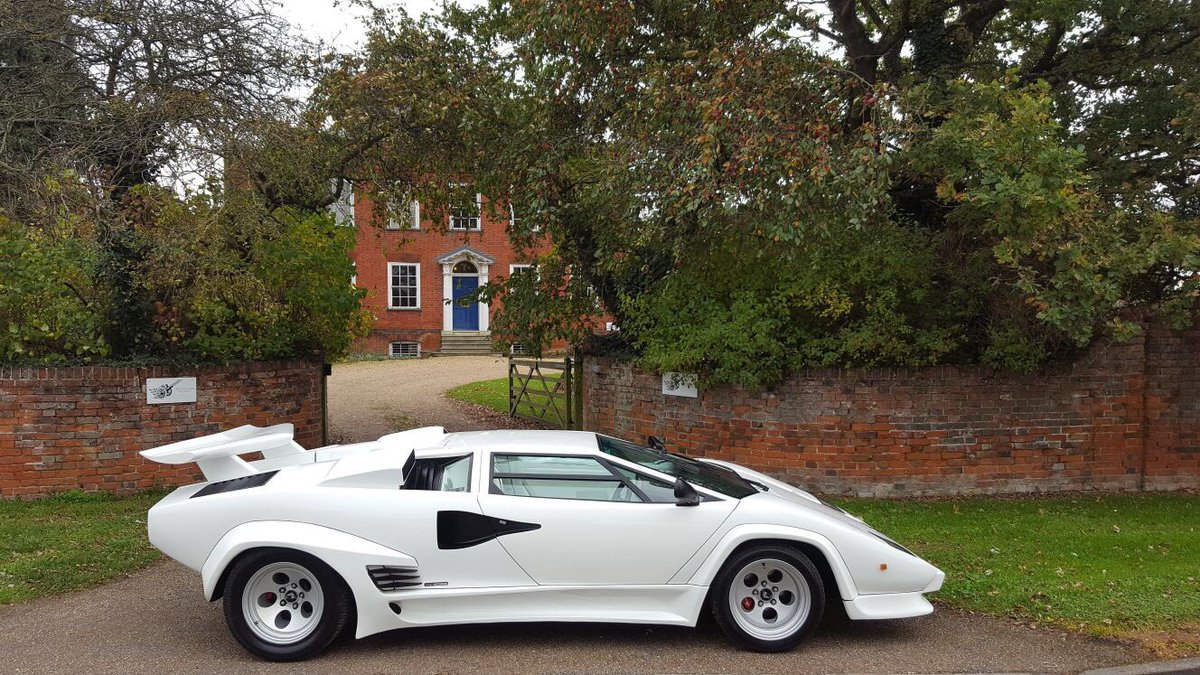 Totalheadturners Lamborghini Countach Replica By Mirage The Best We Have Ever Seen T Co Owbxujizzu Lamborghini Countach Mirage T Co Feucvwe9gu