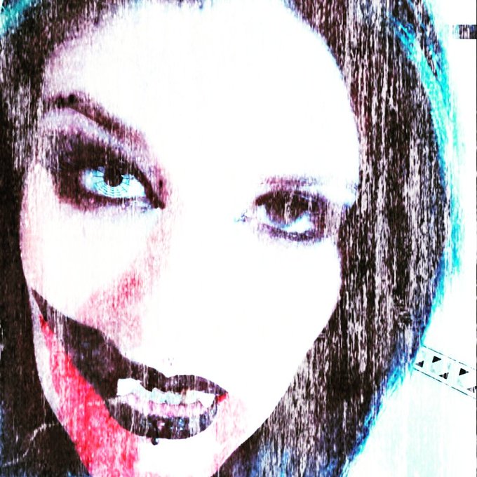 #NouvellePhotoDeProfil https://t.co/gUerBRIBX3<a href="/tag/nouvellephotodeprofil"class="tags">#NouvellePhotoDeProfil</a>