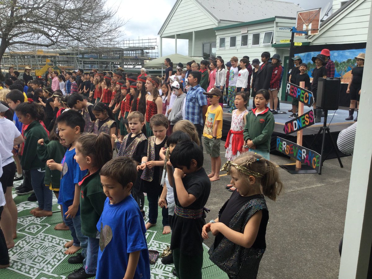 Singing their hearts out #npsfab Production 2017 Welcome Home