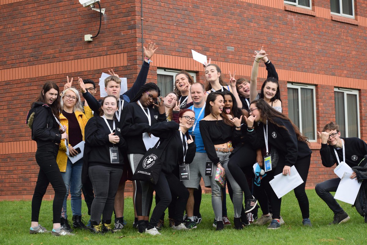 NCS_EFLTrust's tweet photo. A week at @NCS Kick Start Programme with these guys 👌🤣🔥 We can't wait for this year with our NEW Youth Board #YouthMovement #SquadGoals https://t.co/hiuTazh2Yx