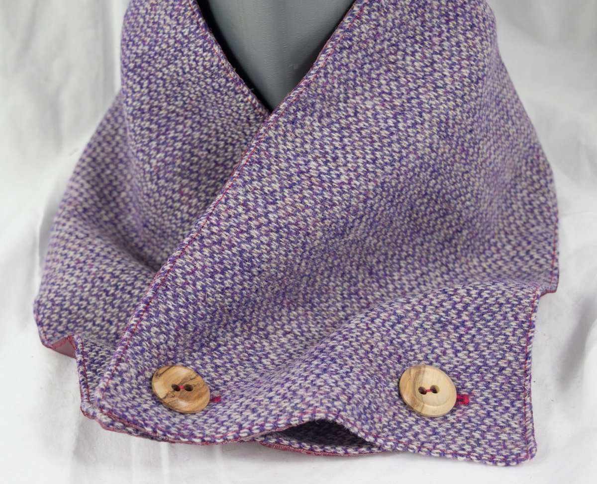 maiziferance's tweet photo. Stuck doing admin, want to sew. These will be on Etsy very very soon though
#harristweed #solusclothes #sheffield #EtsySeller #nofilter https://t.co/1e1UqGQkYz