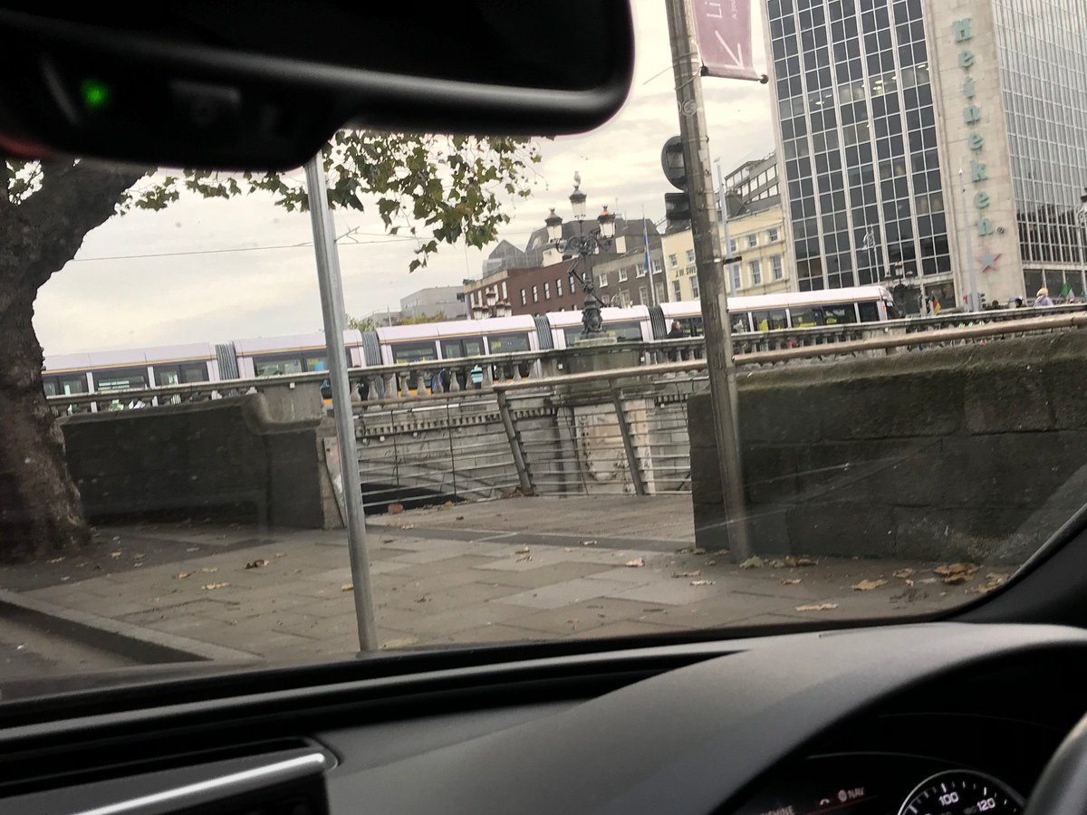 LeoVaradkar's tweet photo. Just saw the Luas crossing O’Connell Bridge for the first time. Bit of a thrill https://t.co/duIMd1CRlB