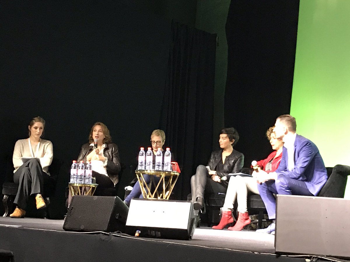 Karen_DEMAISON's tweet photo. @HighChloeCloud @RevolutionatW @LeLabRH @OurCompanyApp @MyHappyJob_mag @poleemploi_LAB @precicap @MarleneSchiappa @Reseau_SQVT #webuild : Hélène Campourcy : "l'entraide, la bienveillance, l'empathie font partie du leadership ! " #ovh #pinkinnov https://t.co/LRRyehbXiQ