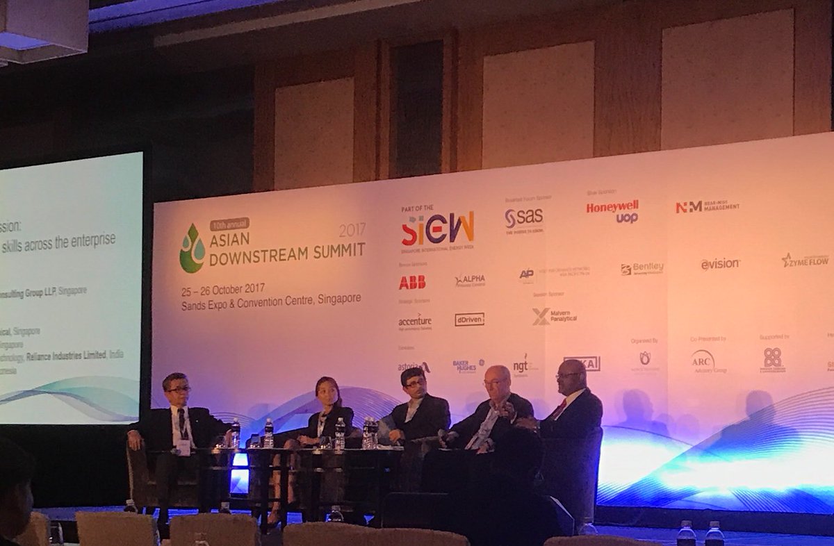 AnneMarieWalter's tweet photo. Impressive panel of owners - @DowChemical, @reliancegroup, @SolvayGroup, @ptkreasindo - discussing digital talent #ADS2017 https://t.co/8gwLvozBHM