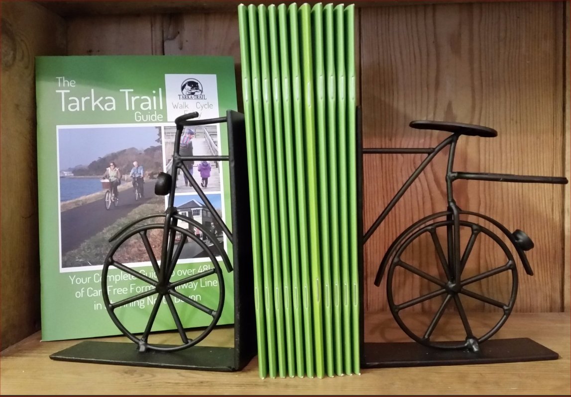 TarkaTrail's tweet image. Get your Guide at local outlets  ow.ly/Y53b30eDKPS  The 4th edition is hot off the press #Walking #Cycle @lovenorthdevon @Local_Devon