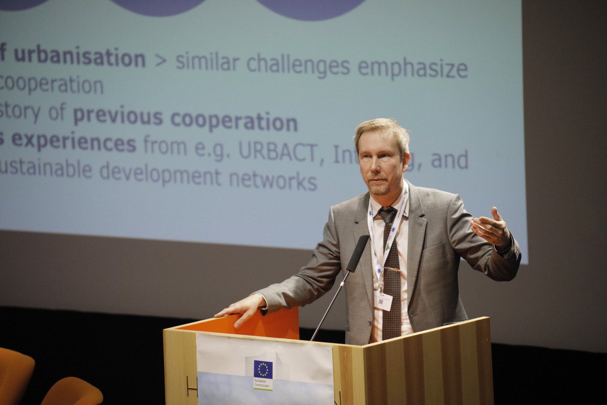 Kuutosaika's tweet photo. Kimmo Viljamaa @VantaanKaupunki on #6Cities Strategy: combining forces makes the #cities stronger in urban development #UDNEspoo #6Aika https://t.co/t2QE7iZ8ge