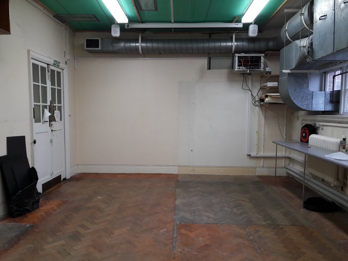 Cur8torJo's tweet photo. We appear to have an empty research room @HornimanMuseum #collections #collectionsmove https://t.co/8588RNO7Vm